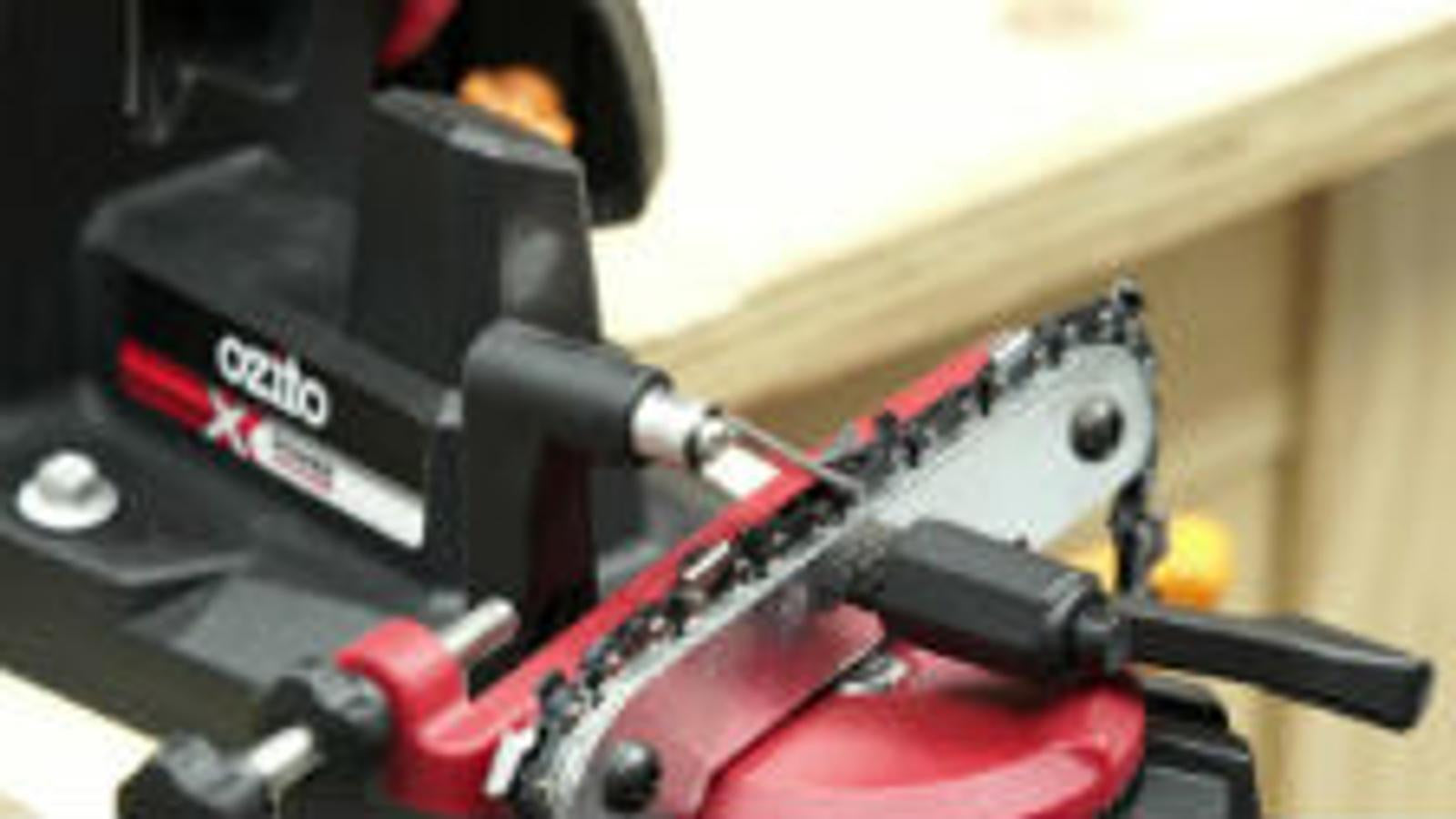 Ozito PXC 18V Cordless Chainsaw 250mm Kit Chain Brake PXCCSK-418