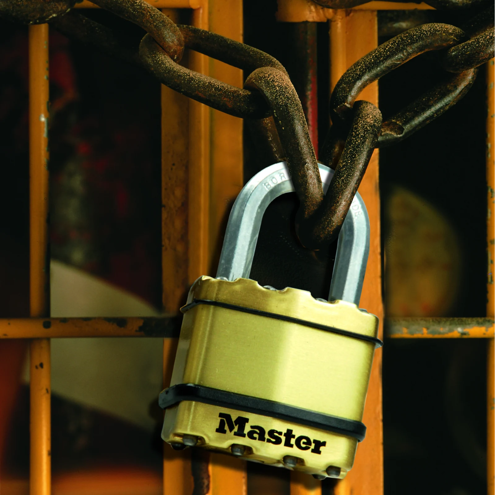 Master Lock 64mm Excell Padlock Laminated Steel Boron-Carbide Shackle