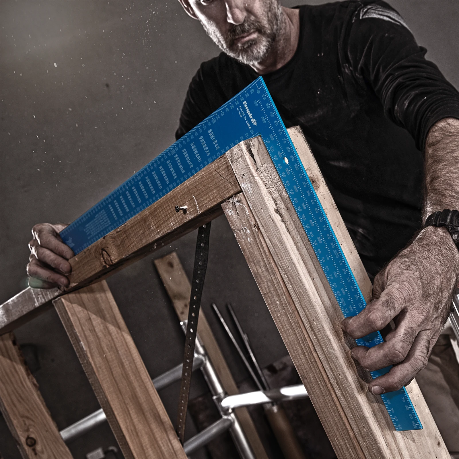 Empire 600 x 400mm Laser Etched Aluminium Framing Square - Anodised Blue