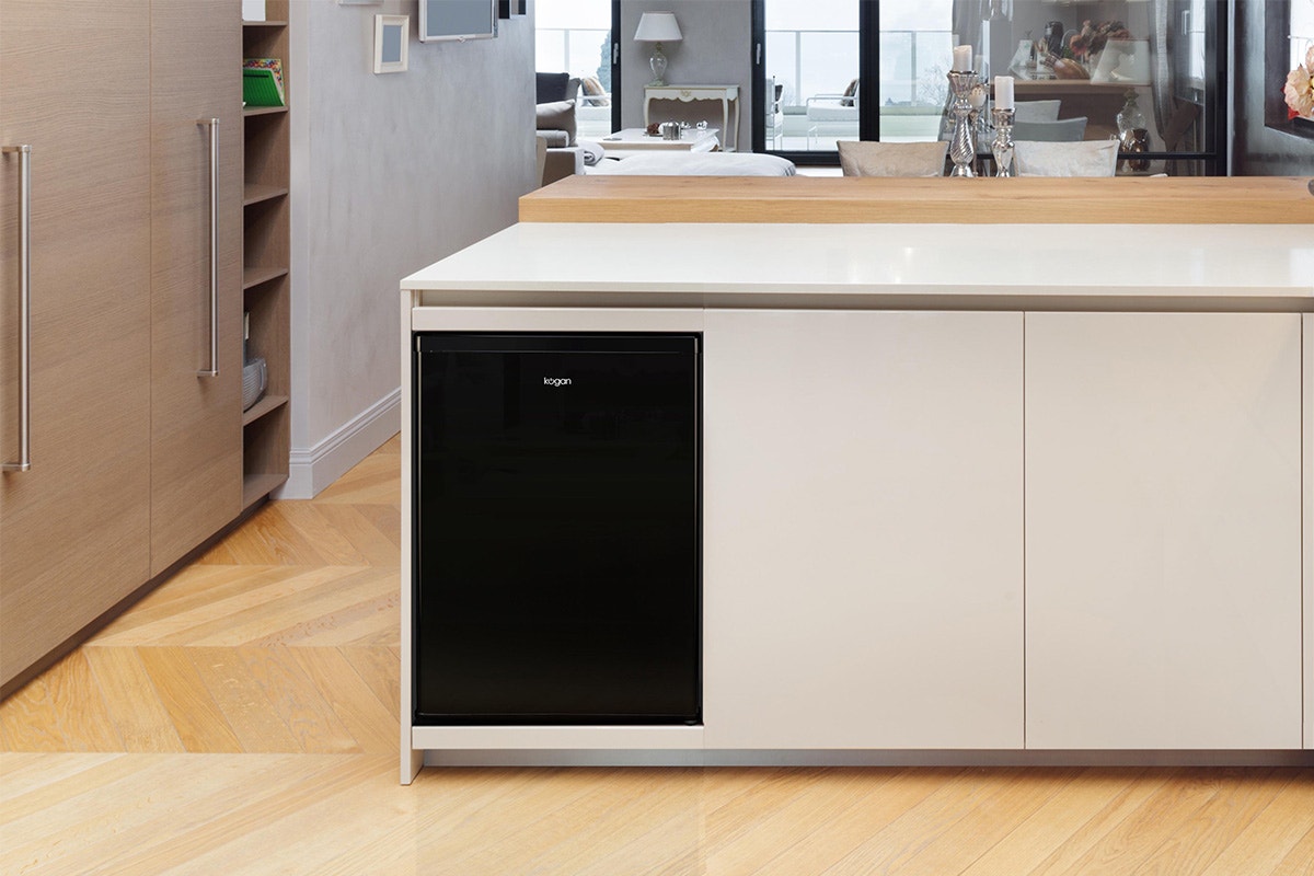 Kogan 65L Bar Fridge (Black)