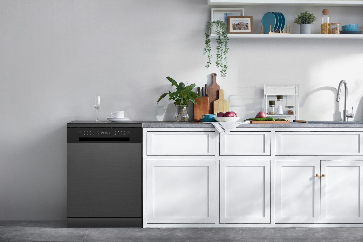 Kogan 60cm Freestanding Dishwasher (15 Place, Black Stainless Steel)