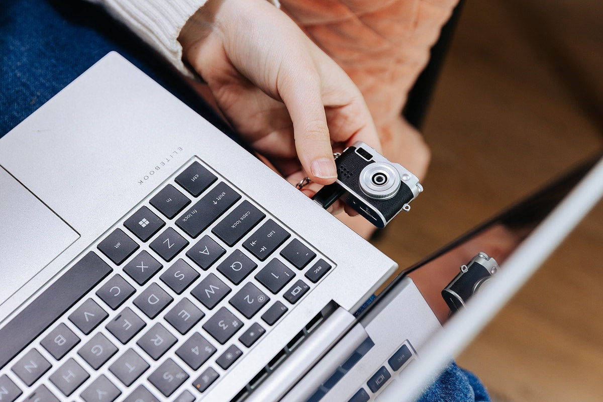 Kogan Mini Keychain Digital Camera (Black)