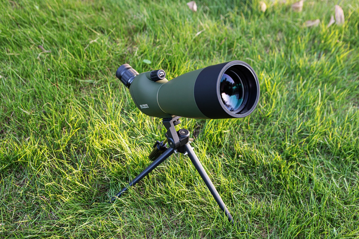 Kogan 25-75x70 Spotting Scope with Tripod and Phone Adapter Set - SuperSaverAU - view 7