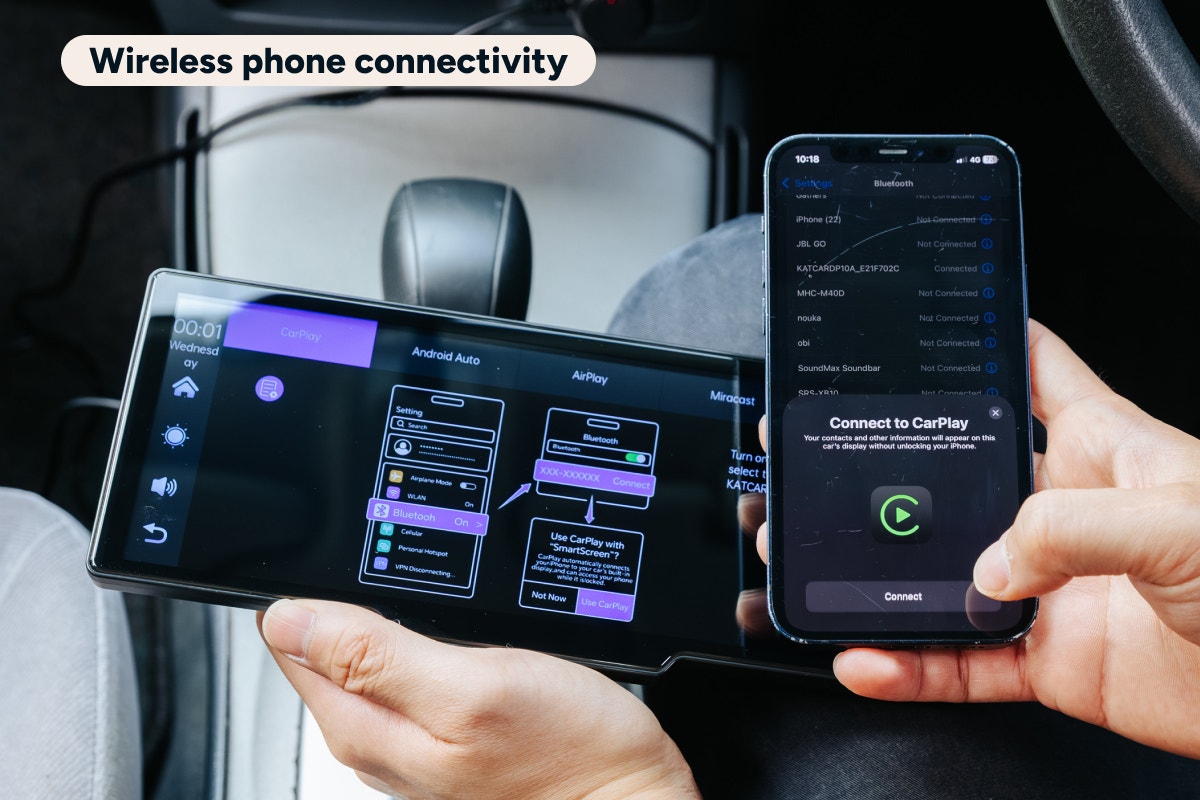 Kogan 10.26" Wireless Apple CarPlay and Android Auto Touchscreen Car Display