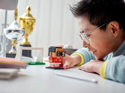 LEGO 40541 Manchester United Customizable BrickHeadz Figure