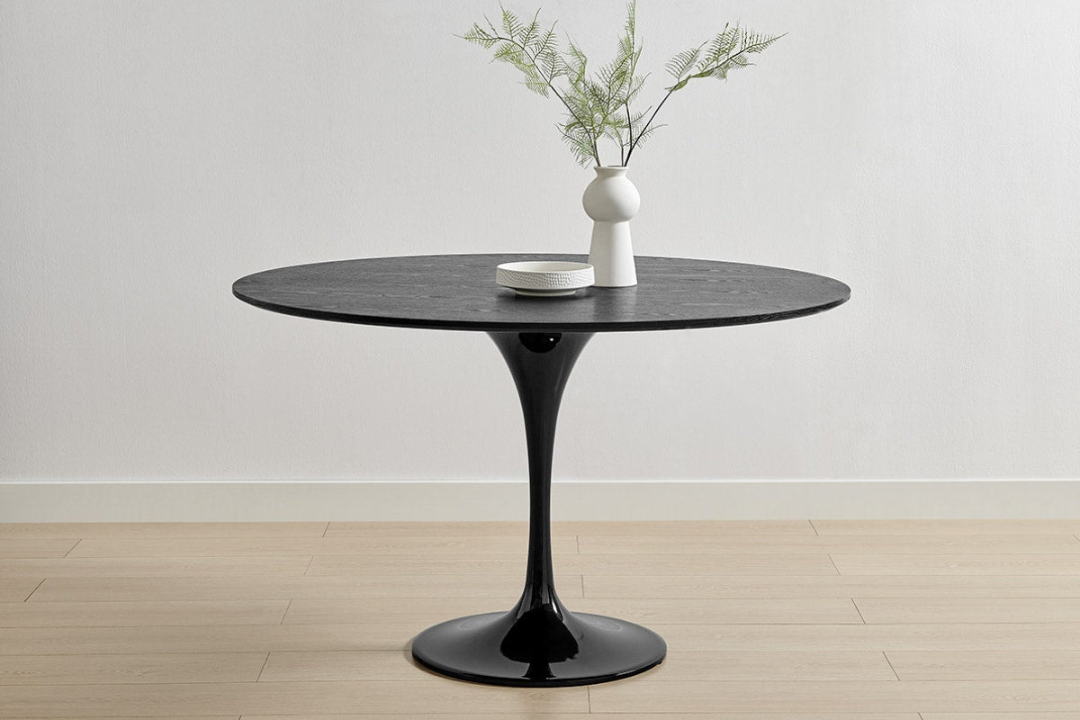 Matt Blatt Eero Saarinen Round Tulip Dining Table in Black Ash Veneer Replica (Black, 120cm)