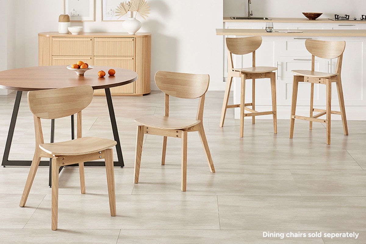 Matt Blatt Set of 2 Larsen Wooden Barstools (Natural)