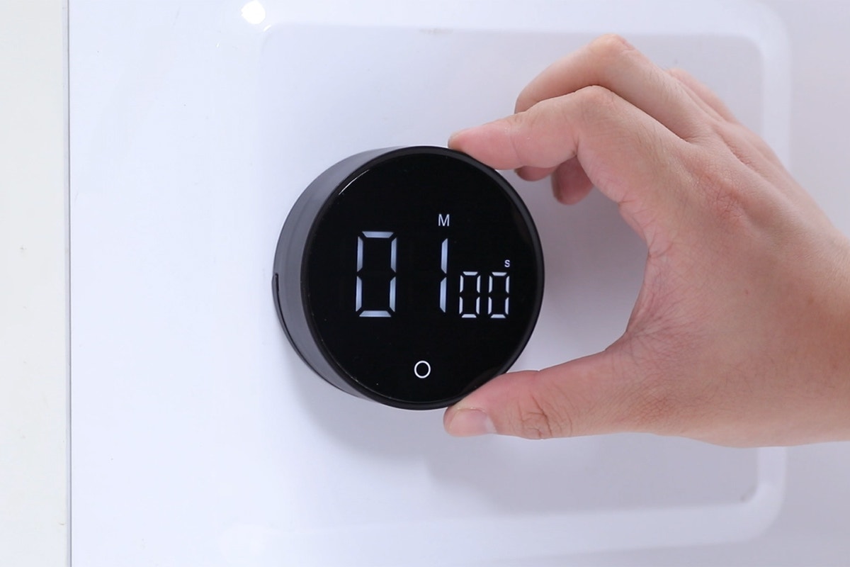 Magnetic Digital Timer