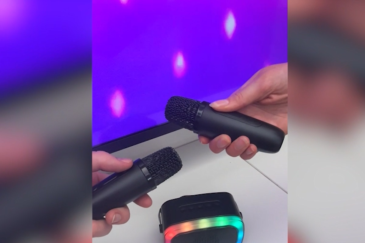 Mini Karaoke Machine with 2 Wireless Microphones (Pink)