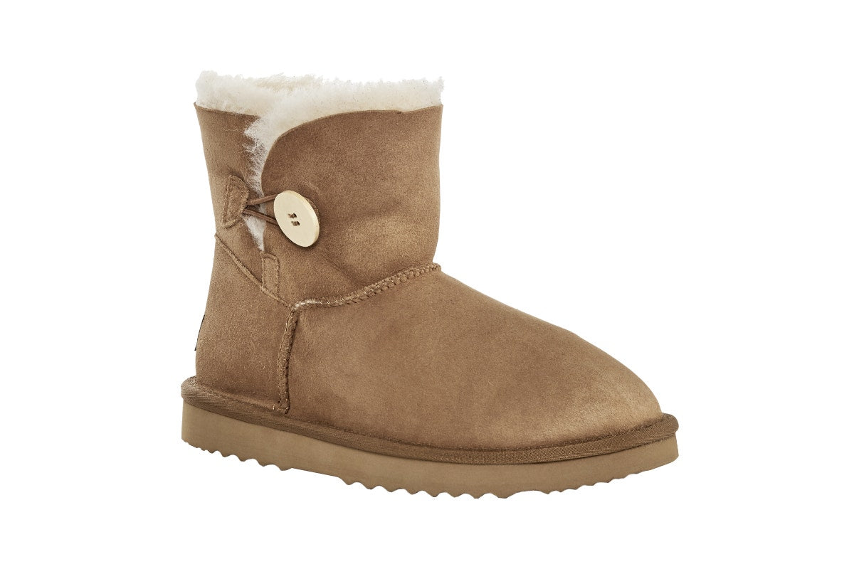 UGG Outback Premium Australian Sheepskin Short Button Boot (Chestnut, Size 13M/14W US)