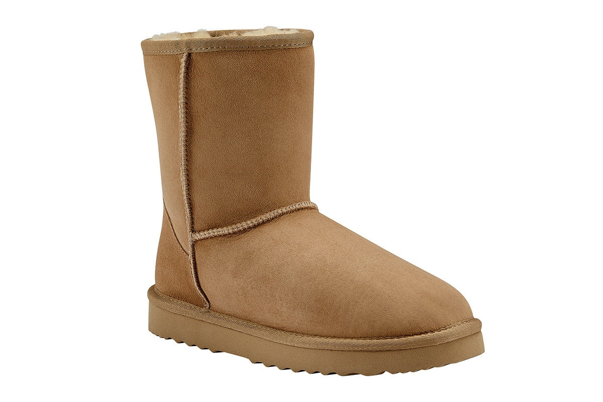 UGG Outback Premium Australian Sheepskin Short Classic Boot (Chestnut, Size 13M/14W US)