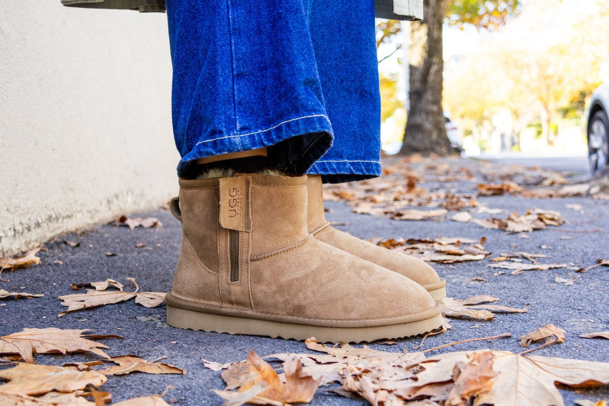UGG Outback Premium Australian Sheepskin Zip Classic Boot (Chestnut, Size 13M/14W US)