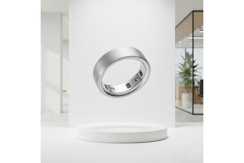 Oura Ring 4 (Brushed Silver, Size 6)