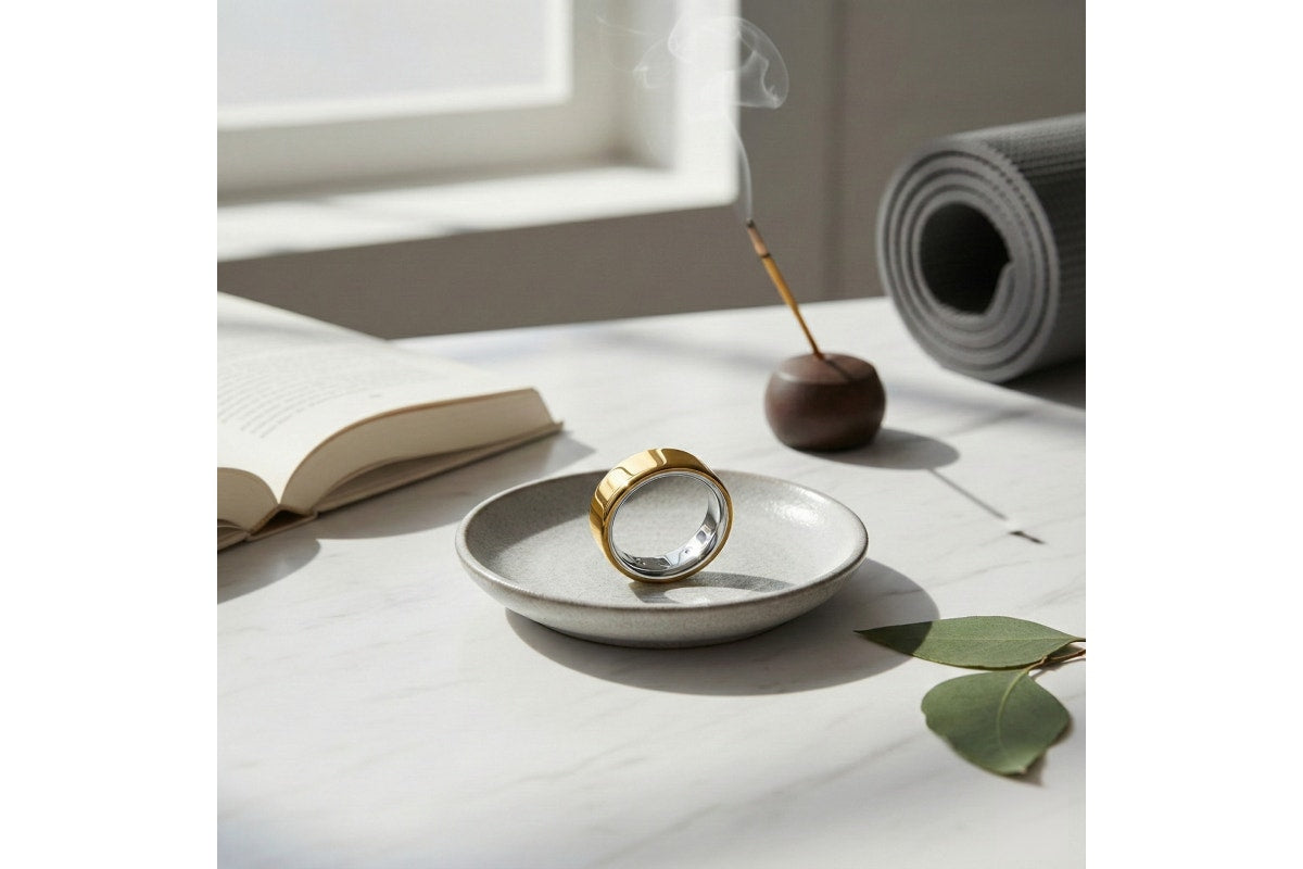 Oura Ring 4 (Gold, Size 12)