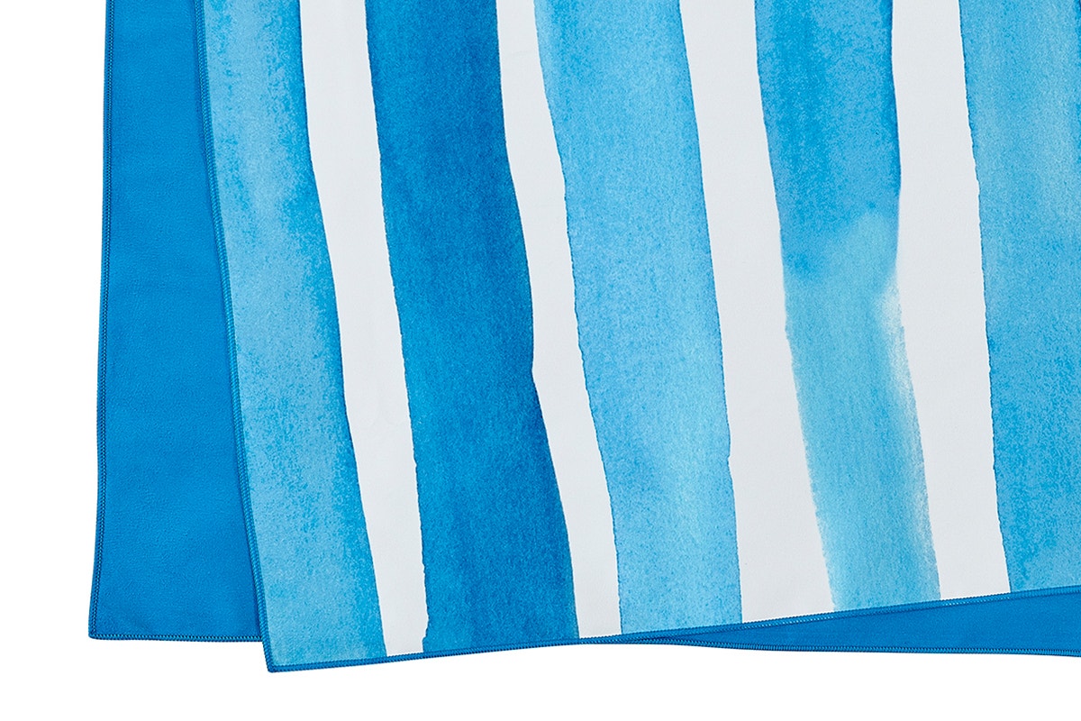 Ovela Sand Free Beach Towel (Blue)