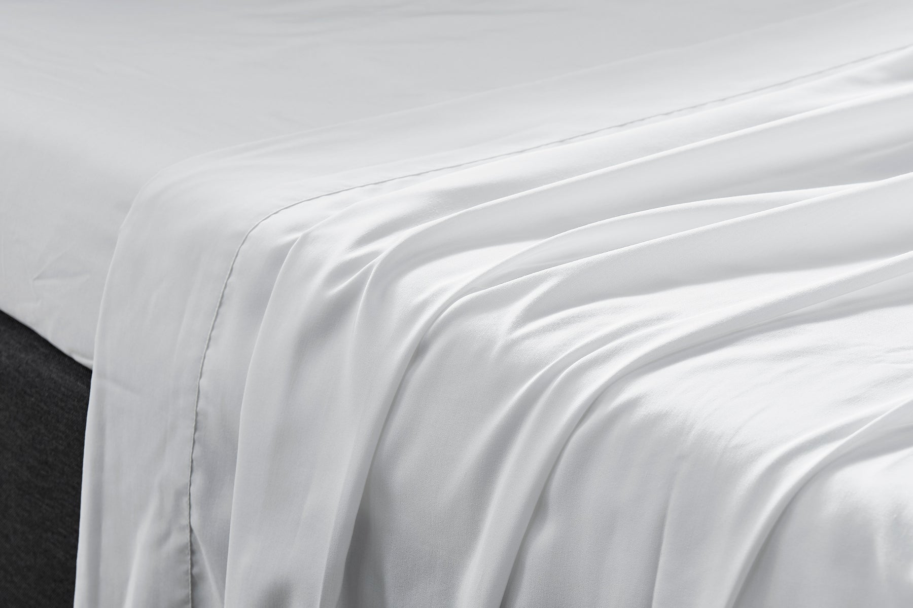 Ovela 100% Natural Bamboo Bed Sheet Set (White, King Single)