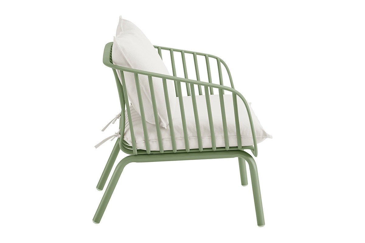 Shangri-La Chapman Outdoor Armchair and Table Set (Green)