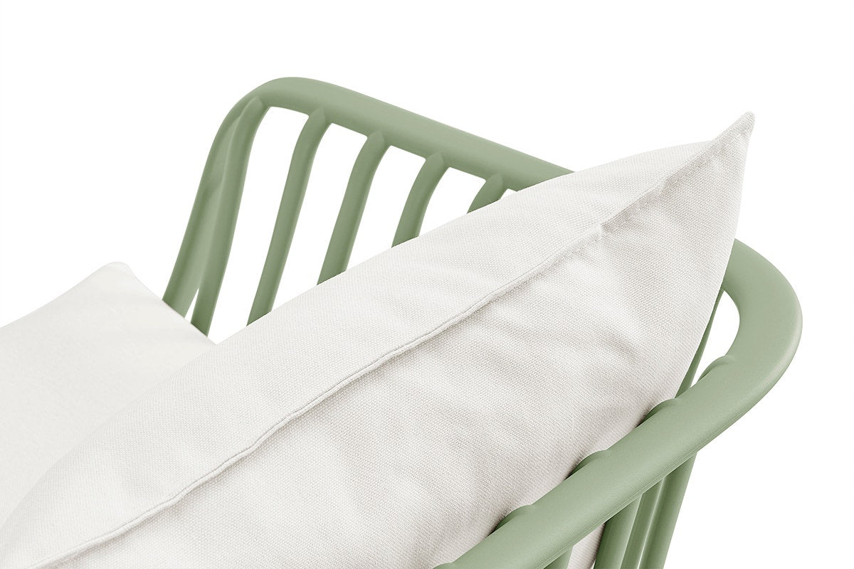 Shangri-La Chapman Outdoor Armchair and Table Set (Green)