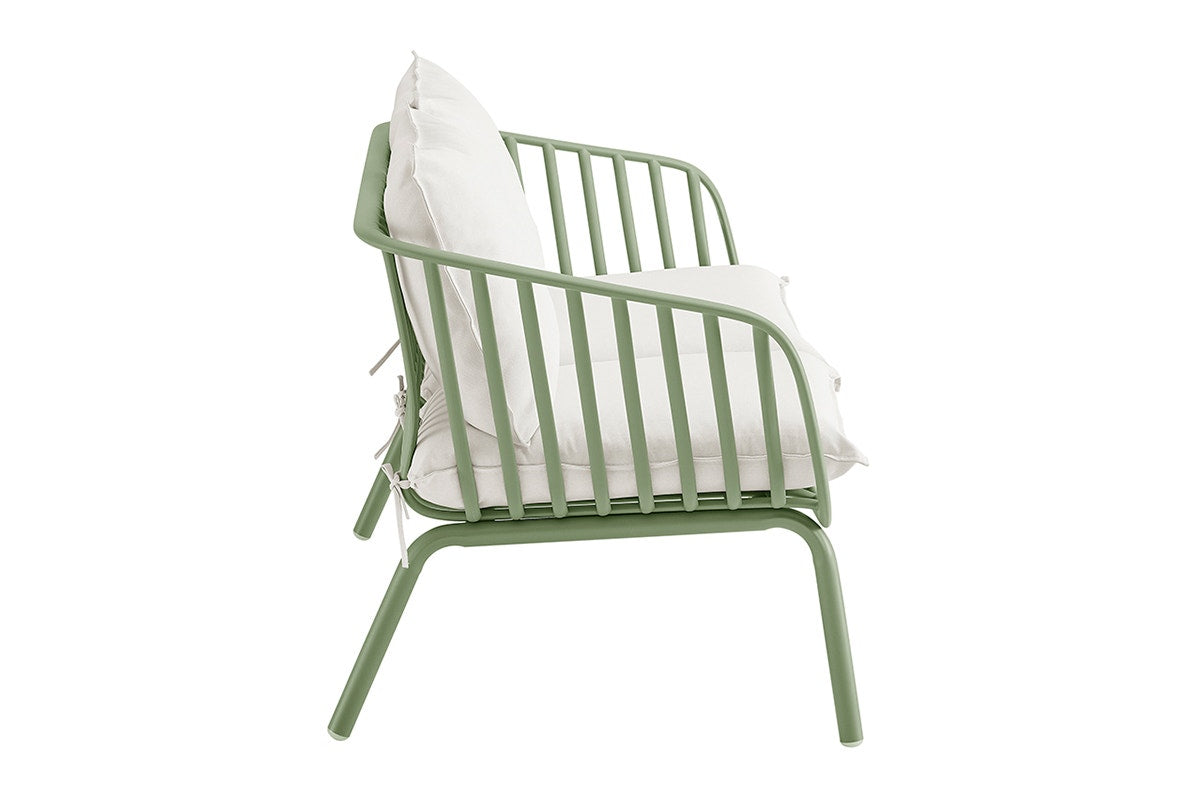Shangri-La Chapman Outdoor Armchair and Table Set (Green)