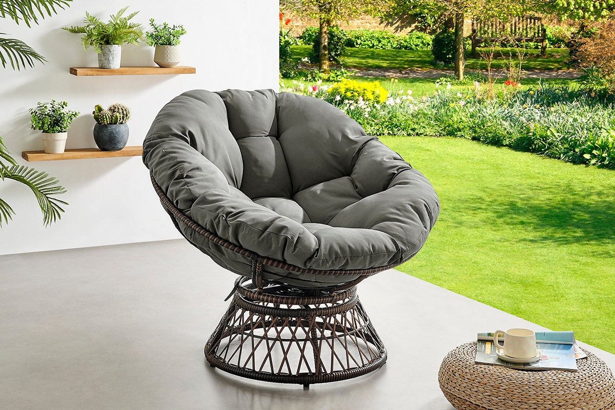 Shangri-La Papasan Swivel Wicker Chair (Grey)