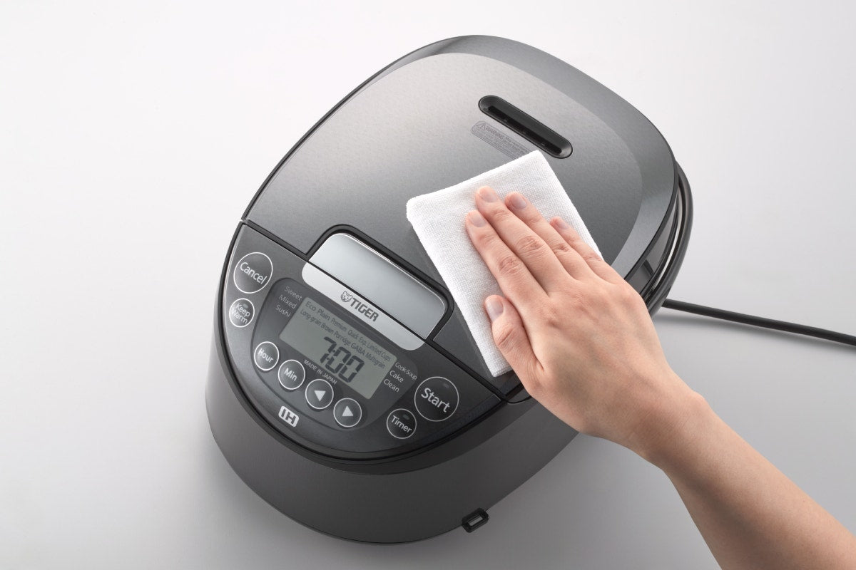 Tiger 1.8L Induction Heating Rice Cooker (JPW-G18A)