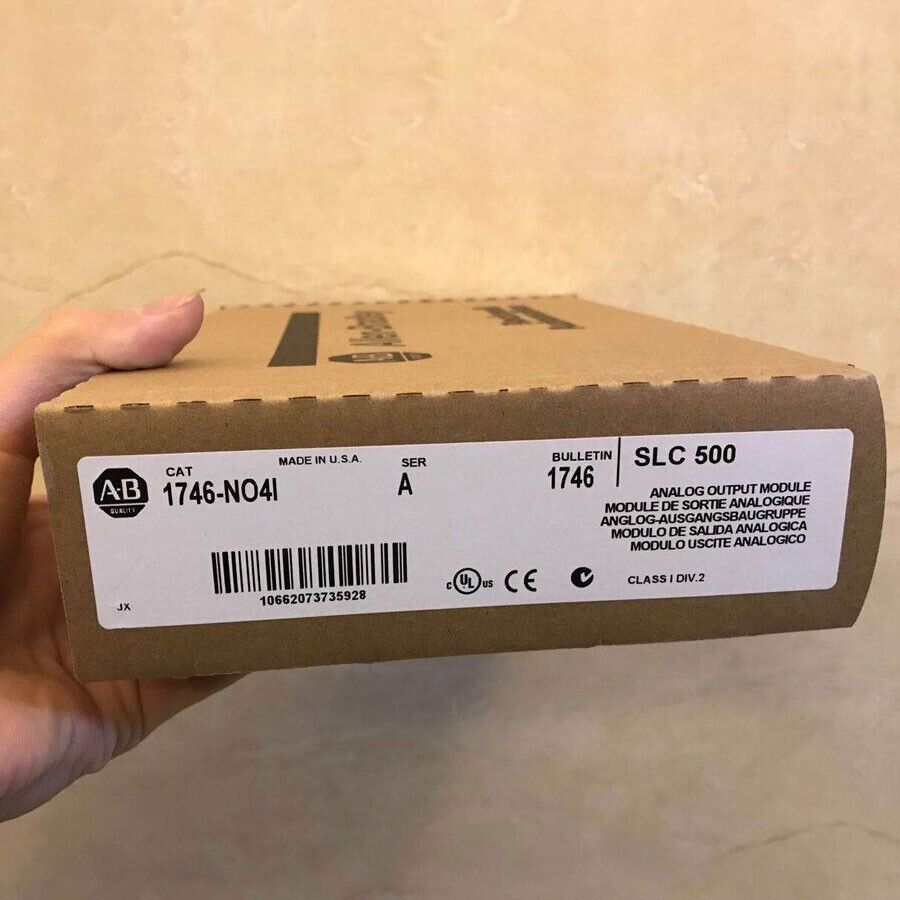 Allen-Bradley 1746-NO4I Output Module - SuperSaverAU - view 1
