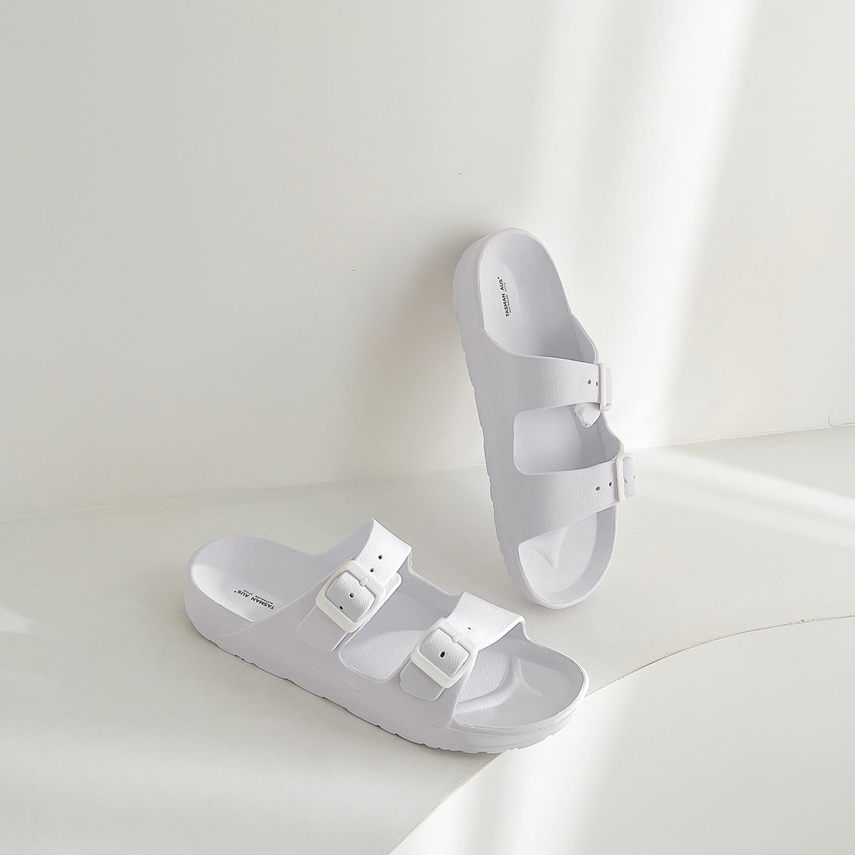 UNISEX BEACH SLIDES 0099 - M - White - AU W13 - M11 - EU45 - 27.5cm