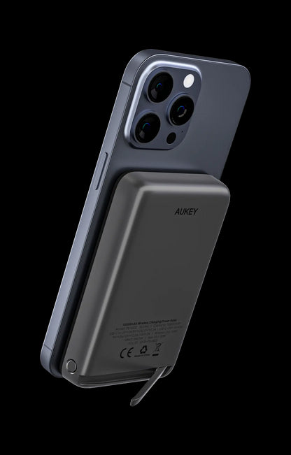 Aukey 10000mAh Magnetic Wireless Charging Power Bank