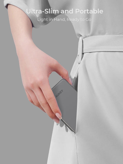 Aukey MagFusion Wireless Power Bank 5000mAh - Grey