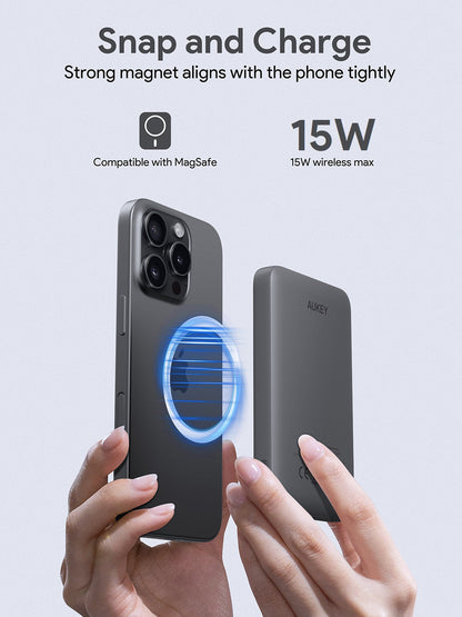 Aukey MagFusion Wireless Power Bank 5000mAh - Magnetic Charging