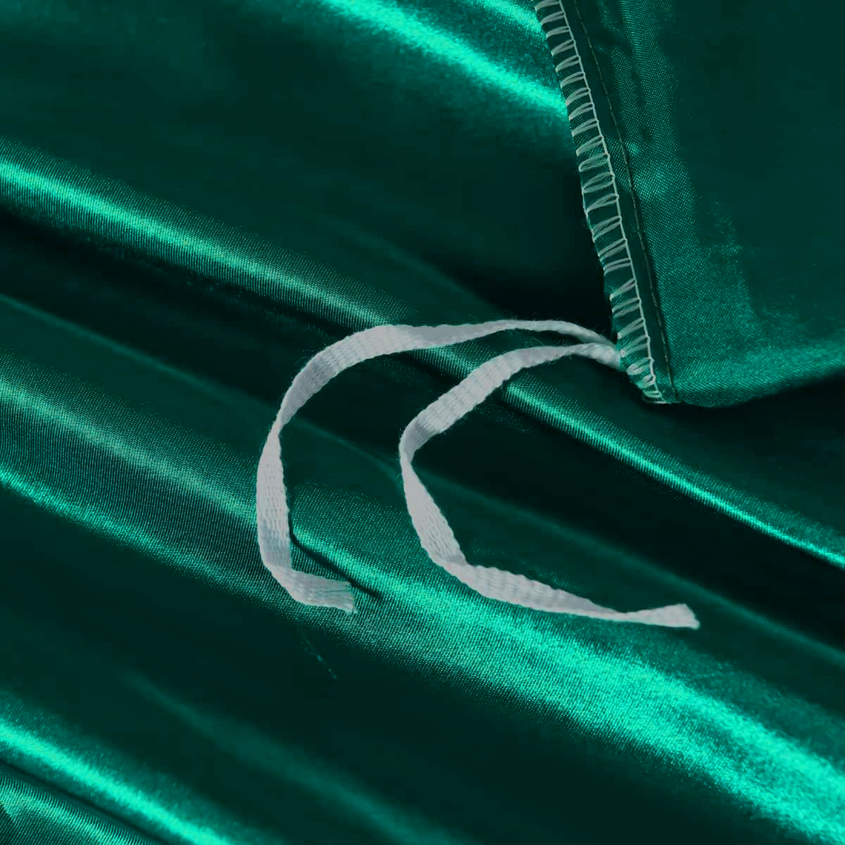 3 Piece Satin Quilt Cover Set with Pillowcases - Green Double