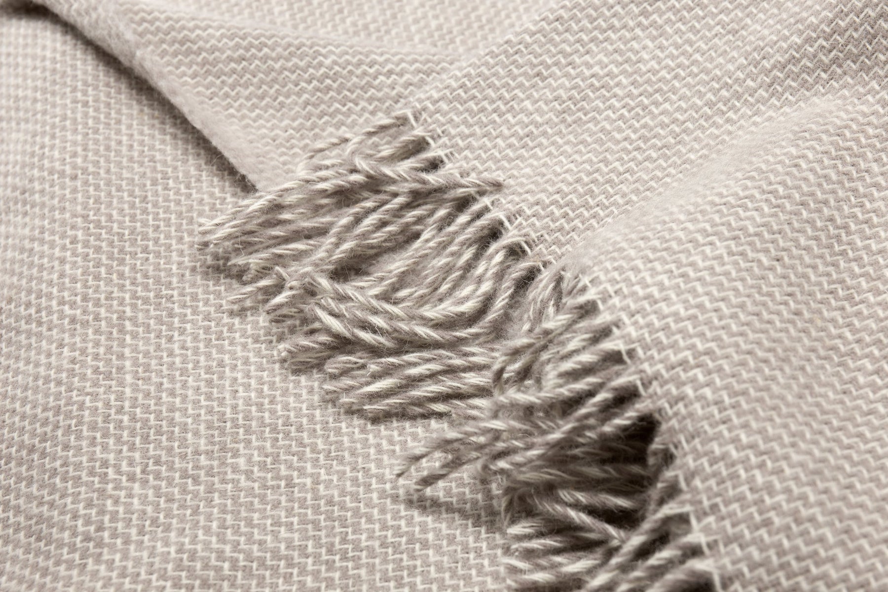 Cambridge Throw Blanket - 100% NZ Wool - 140W x 200H cm - Silver - SuperSaverAU - view 1
