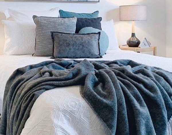Chiswick Throw Blanket - 140x200cm Cashmere & Merino Wool Blend - Charcoal - SuperSaverAU - view 1