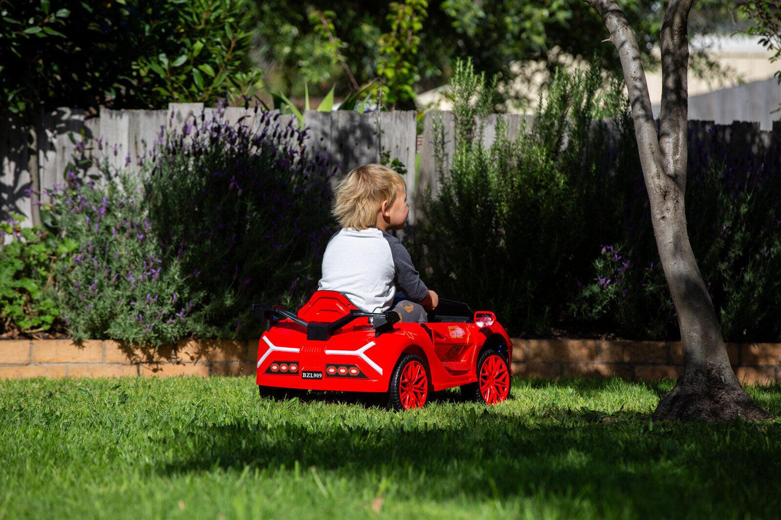 Ferrari Inspired 12V Ride-on Electric Car with Remote Control - Red - SuperSaverAU - view 7