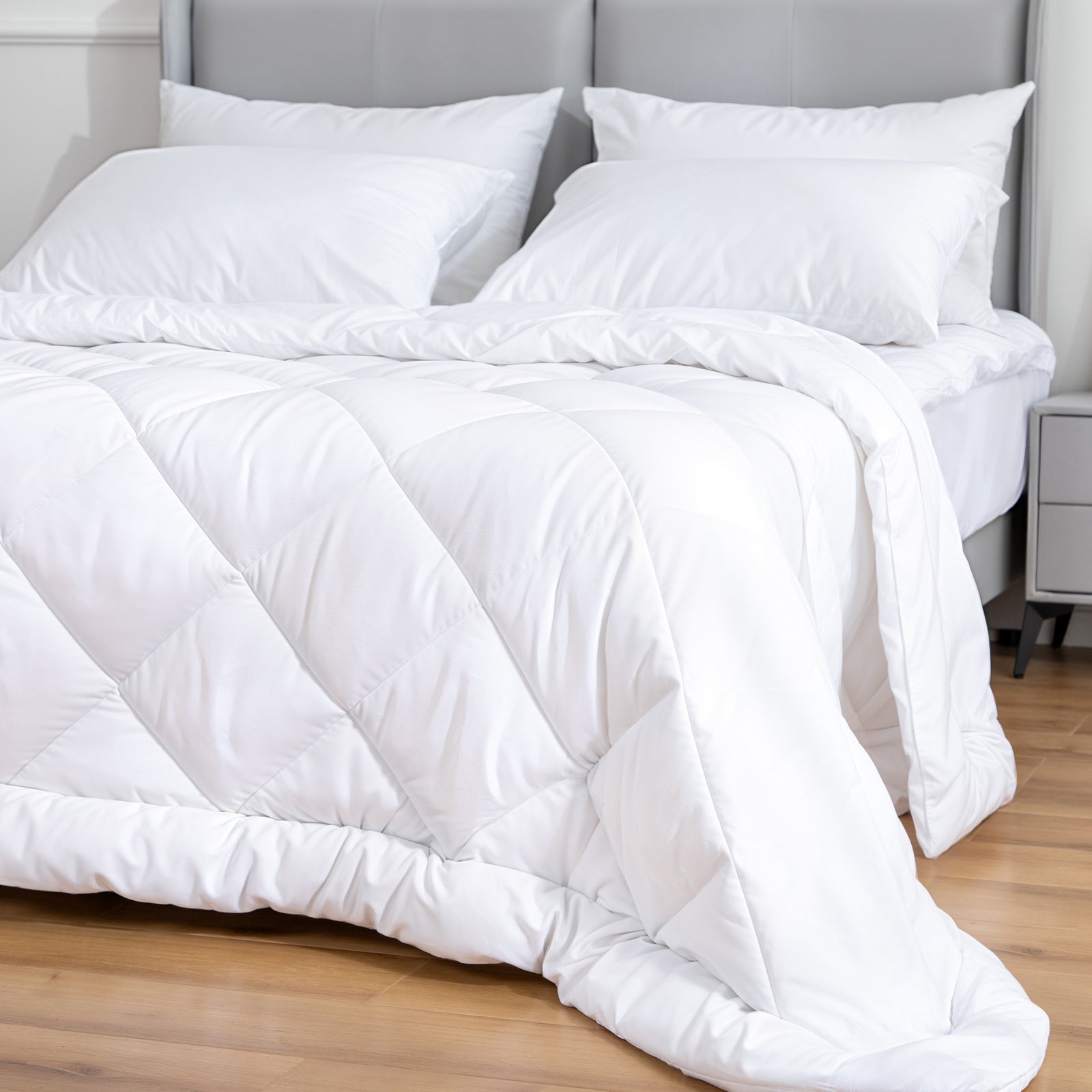 Hacienda Microfiber Bamboo Blend Quilt - King, Hypoallergenic & Antibacterial - SuperSaverAU - view 6