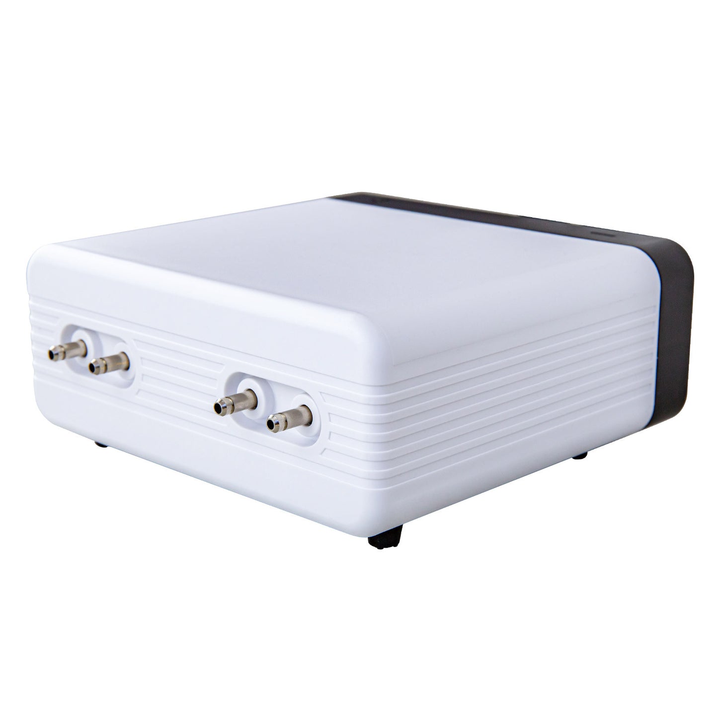 Dynamic Power 4 Outlet Aquarium Air Pump 670L/H 8W - Quiet & Efficient White