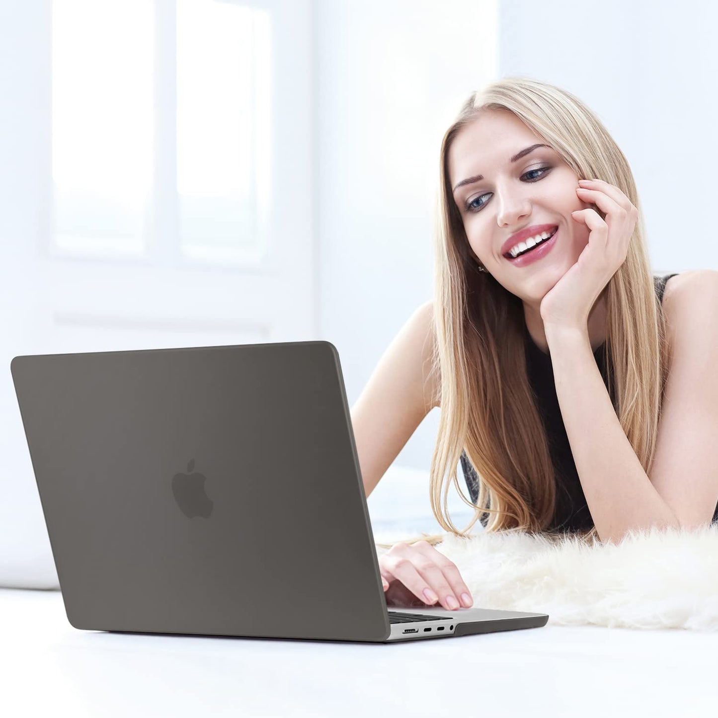 Suitable for  MacBook Pro 16 inch Case 2023 2022 2021 M2 A2780 A2485 M1 Pro/Max Hard Shell Case Keyboard Cover Grey