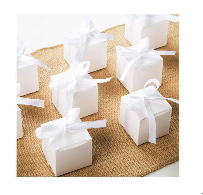 10 pk White Cube Gift Box ( 5x 5 x 5 cm) Folding Packaging for Favors  &  Jewelry