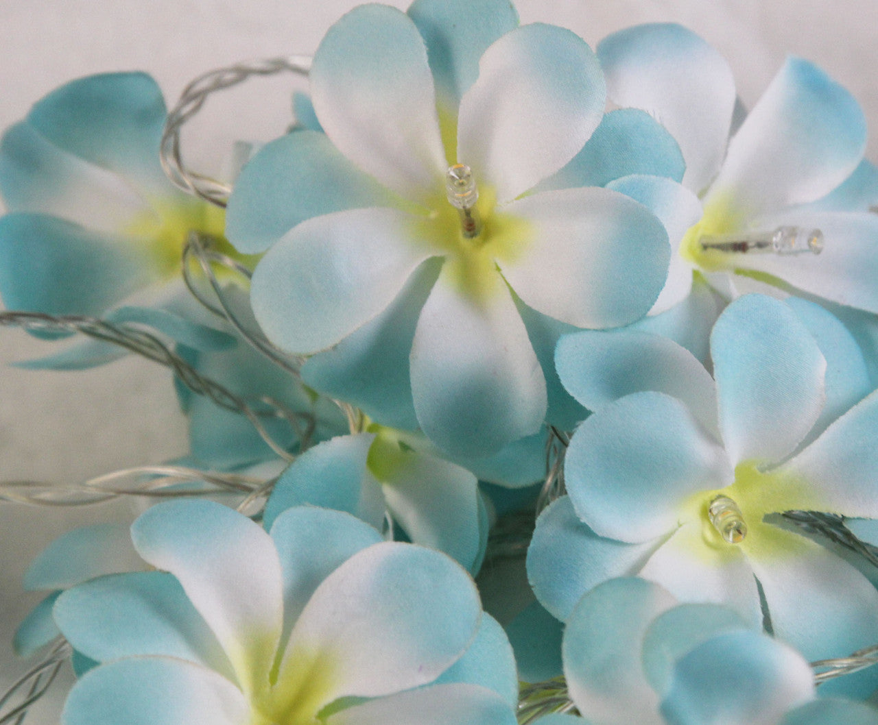 1 Set of 20 LED Tropical Blue Frangipani Flower Battery 3m String Lights Christmas Gift Home Wedding Beach Party Decoration Outdoor Table Centrepiece - SuperSaverAU - view 1