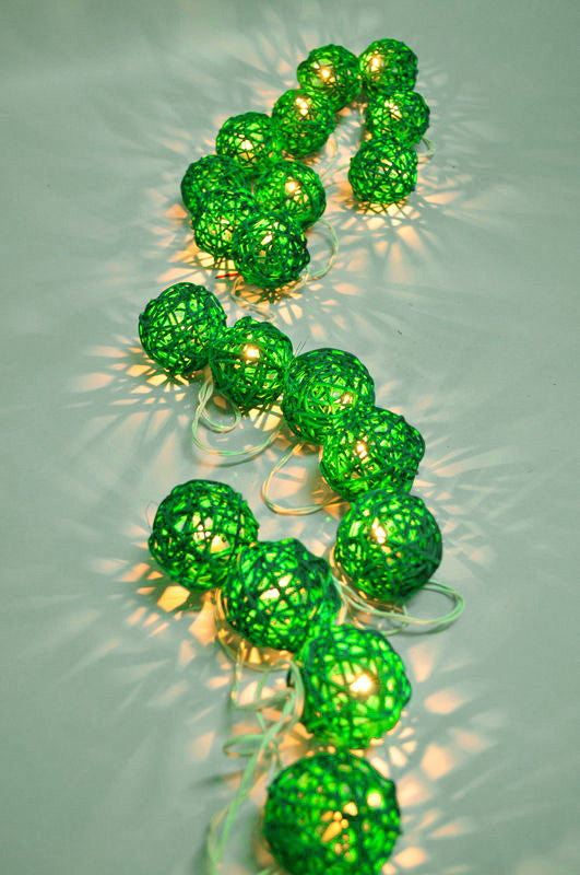 1 Set of Green 5cm Rattan Cane 20 Ball Battery Powered 3m String Lights Christmas Gift Home Wedding Party Bedroom Decoration Table Centrepiece - SuperSaverAU - view 4