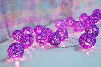 20 LED Cassis Rattan Ball Lights Battery Powered for Unique Decor
