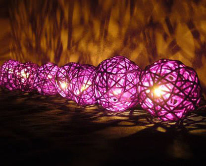 20 LED Cassis Rattan Ball Lights Battery Powered for Unique Decor