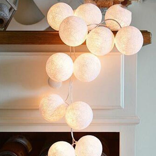 1 Set of 20 LED White 5cm Cotton Ball Battery Powered String Lights Christmas Gift - SuperSaverAU - view 3