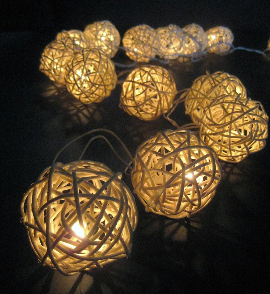 20 LED Cream Rattan Ball Lights Battery Powered for Elegant Decor