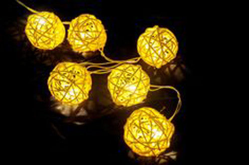 1 Set of Yellow 5cm Rattan Cane 20 Ball Battery Power 3m String Lights Christmas Gift Home Wedding Party Bedroom Decoration Table Centrepiece - SuperSaverAU - view 4