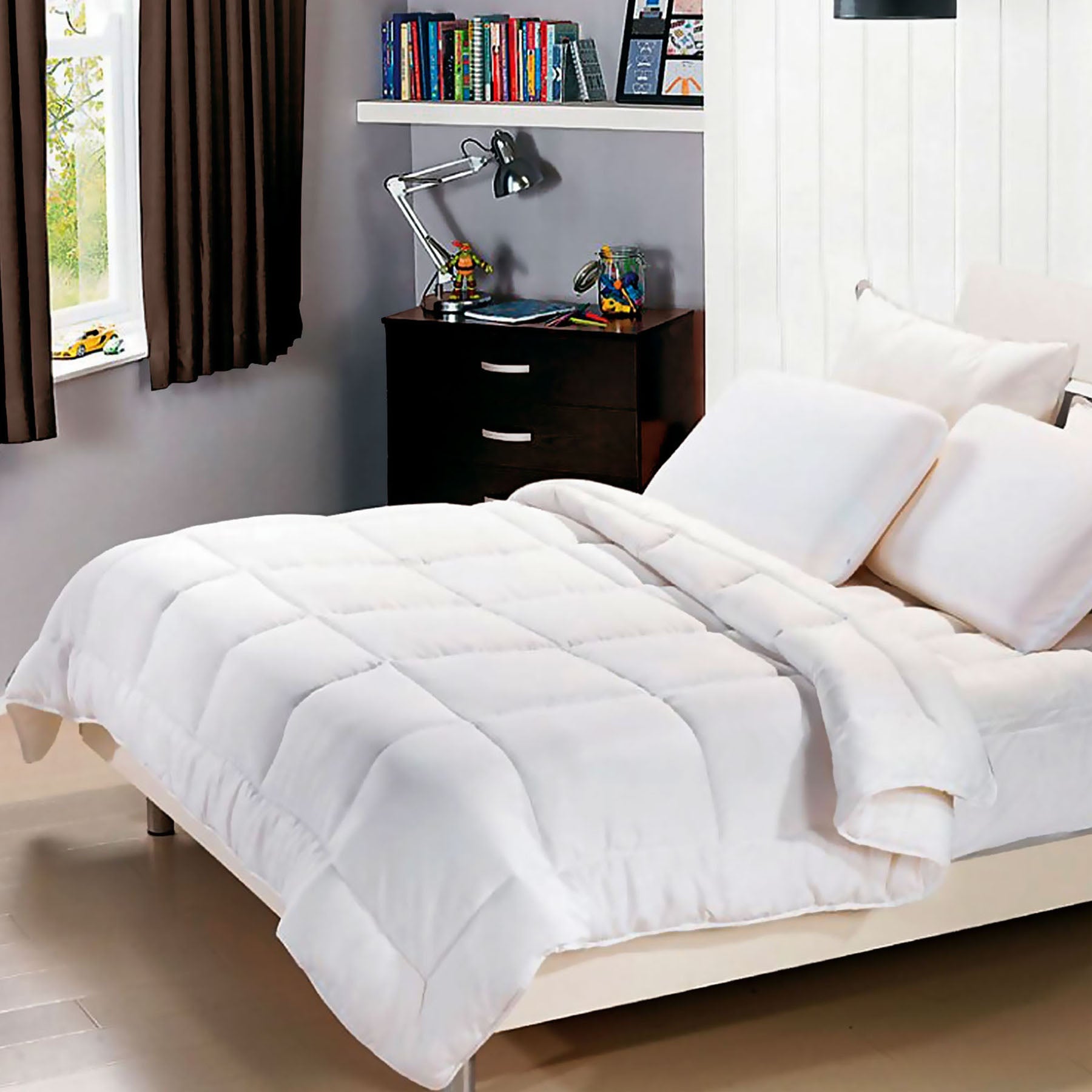 300GSM Cotton Summer Quilt 210x210 cm - Quilted Square Pattern, White - SuperSaverAU - view 1
