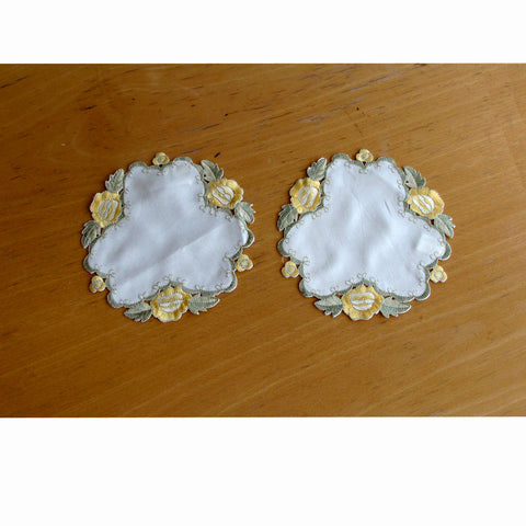 Embroidered Doilies Set of 2, Floral Design, 20 cm Diameter, Polyester - SuperSaverAU - view 1