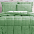Hotel Living Green Seersucker Comforter Set – Queen 3 Piece