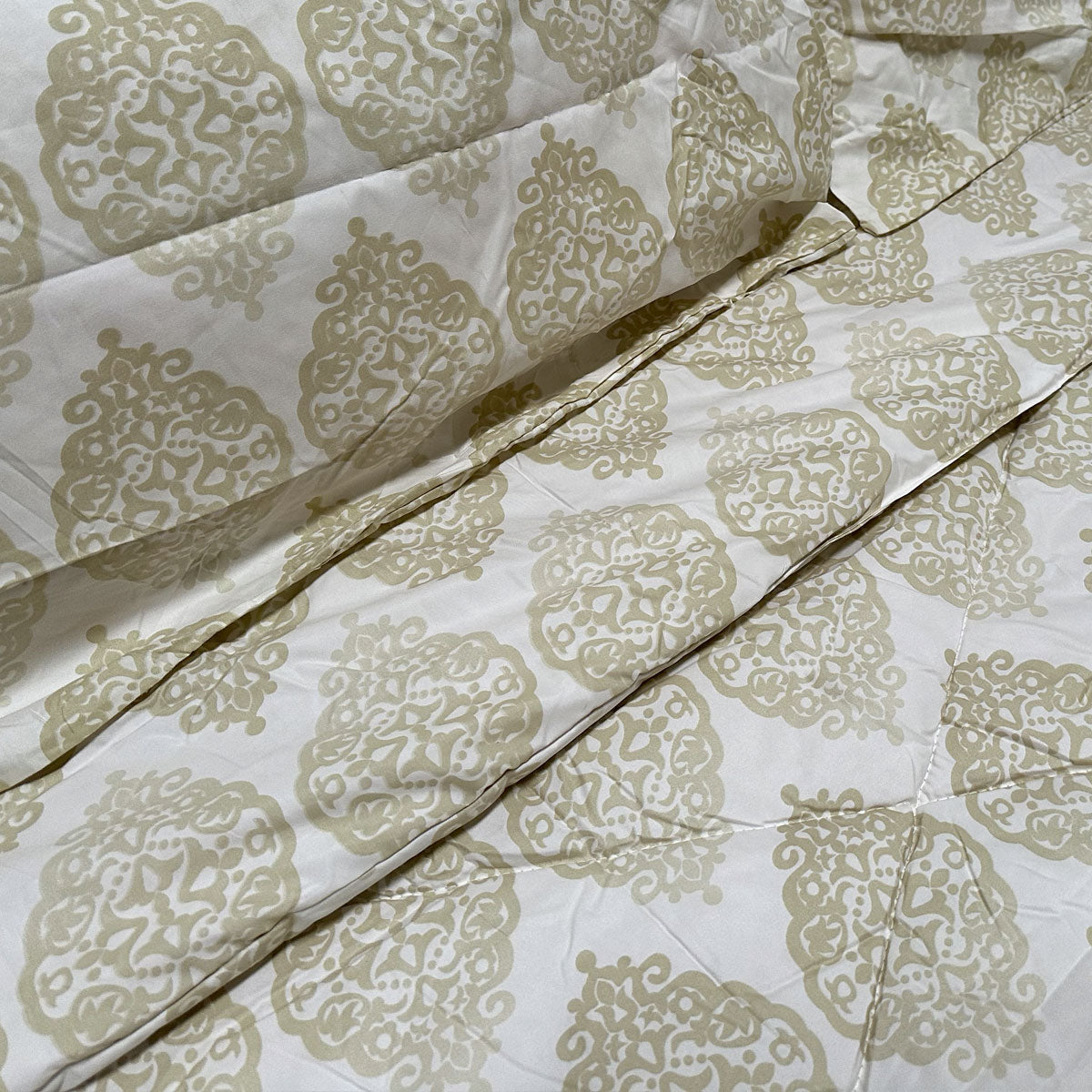Hotel Living 3 Pce Light Weight Microfiber Comforter Set Queen/King - Reversible - SuperSaverAU - view 2