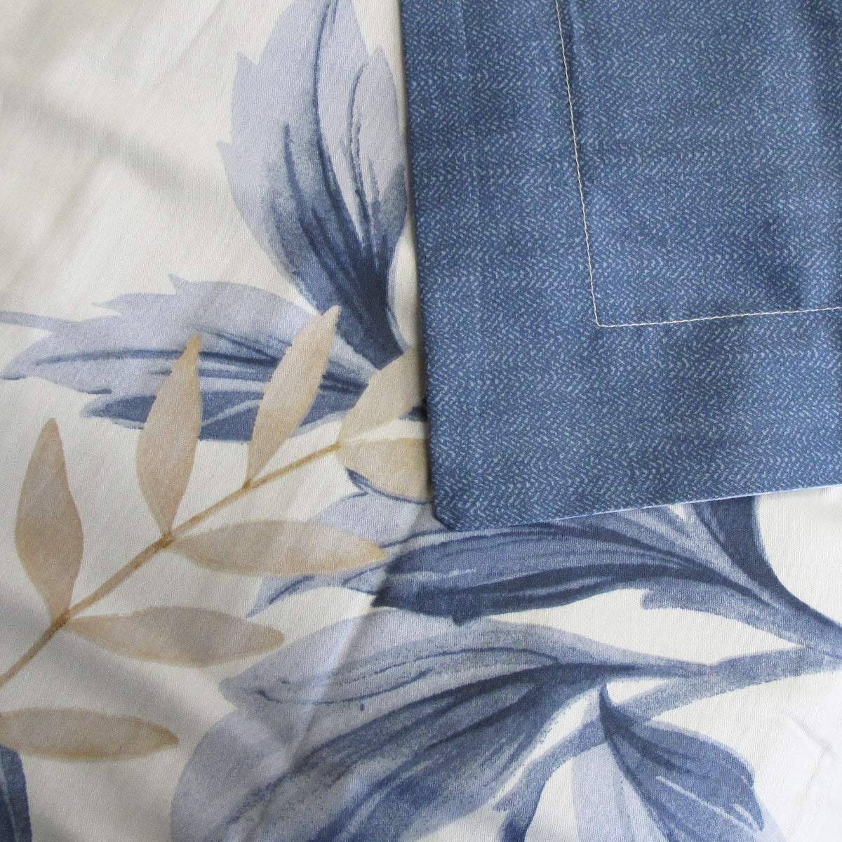 Carolyn Blue Reversible Cotton Quilt Cover Set 300TC King - Foliage Design - SuperSaverAU - view 1